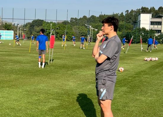 亚洲欧美日韩另类在线专区